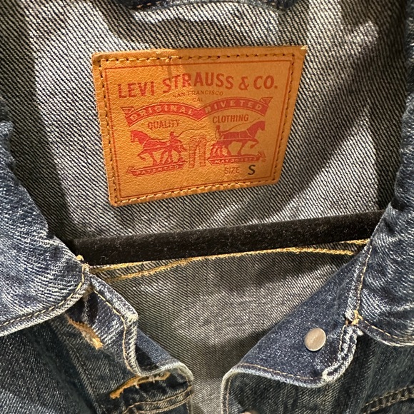 Levi’s Jean jacket - Picture 4 of 4